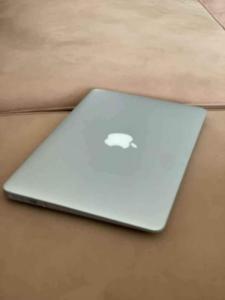 Mac book air 100% original