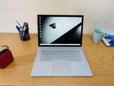 Microsoft Surface Book 2