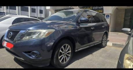 2014 Nissan Pathfender . American import