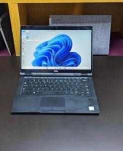DELL LATITUDE 7390 2in1 laptop