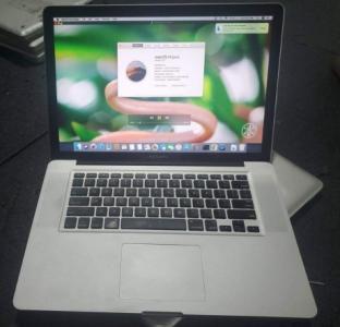 Apple Mac Book Pro