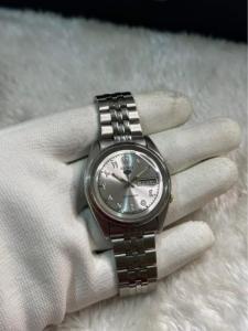 Seiko 5 Arabic dial (vintage)