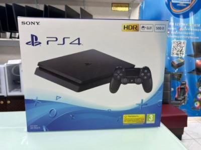 Sony PlayStation 4 With Games (Ps4) AED800