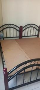 AED 180, 2 SINGLE COTS AVAILABLE