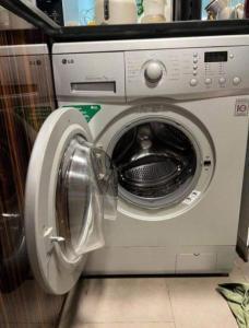 L G washing machine 7 kg