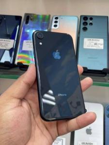 IPHONE XR (64GB