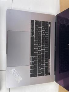 macbook pro i7