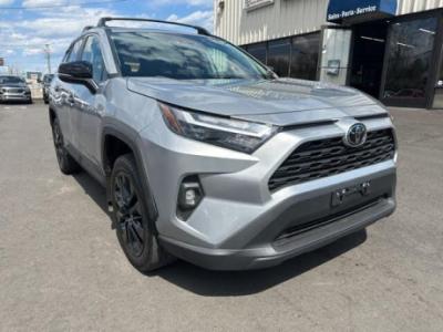 2021 Toyota RAV4 Xle whatsapp me (+971586703639)