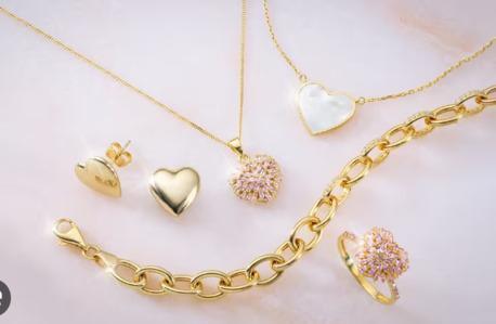 AED 1999, Jewelry