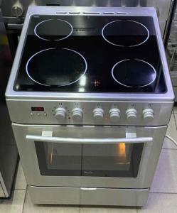 Whirlpool electric ceramic cooker 60x60
