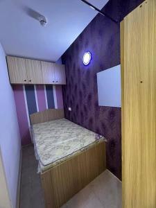 Executive Class Partitions With Window