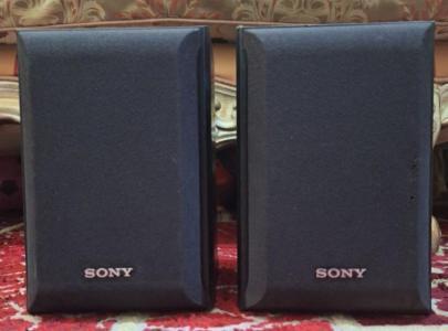SONY 2 Bookshelf Speakers