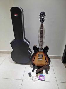 Epiphone ES-335 Semi-Hollowbody with P90 pickups