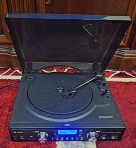 JENSEN JTA-450 AM-FM Turntable MP3 Encoding System