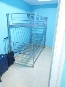Normal partition for 2 available for rent