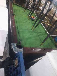 Poll table and billiard table for sale